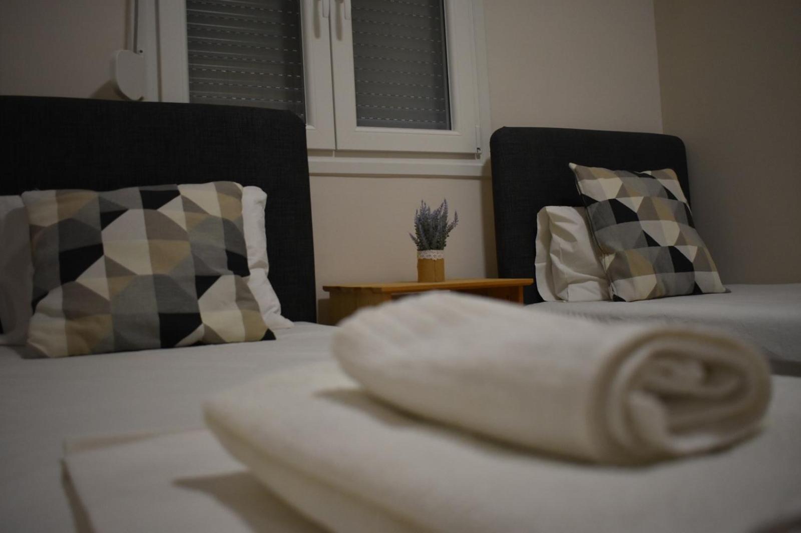 Davidana Deluxe Apartments Nea Kallikrateia Kamer foto